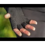 Kép 3/3 - PRESTON LIGHTWEIGHT GLOVES UJJNÉLKÜLI KESZTYŰ S/M