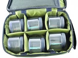 CARP ZOOM DIPTARTÓ TÁSKA 6 REKESZES 29X17X8CM